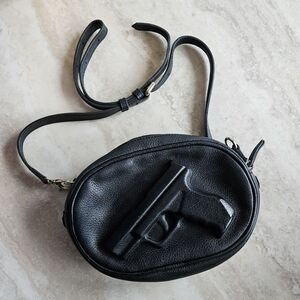 Vlieger & Vandam REAL LEATHER Black Gun-Shaped Crossbody Bag Guardian ANGEL